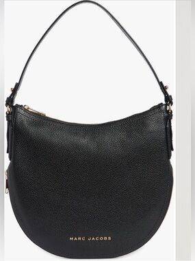 Marc Jacobs Black Leather Groove Shoulder Bag